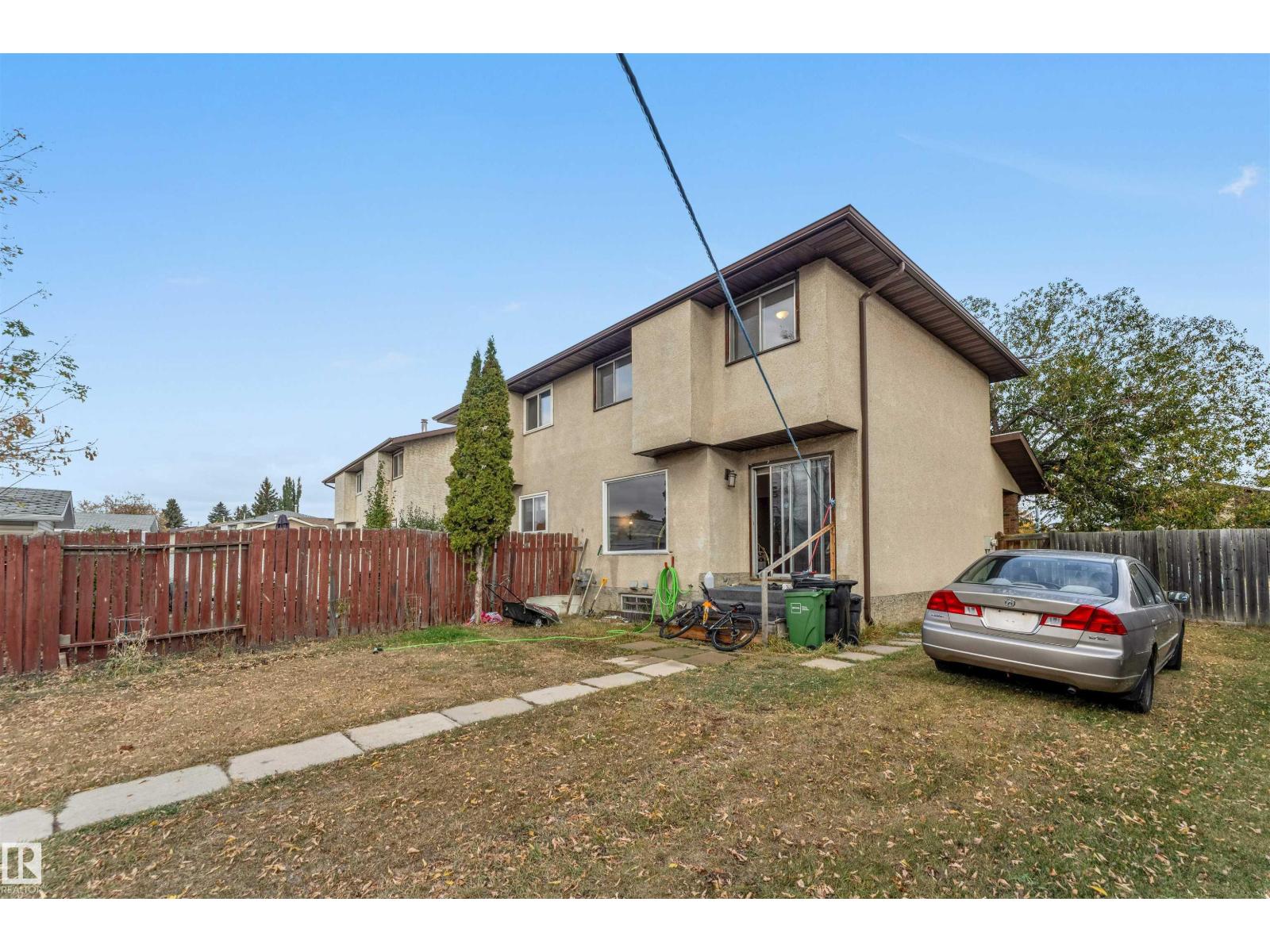 15304 121 ST NW, Edmonton