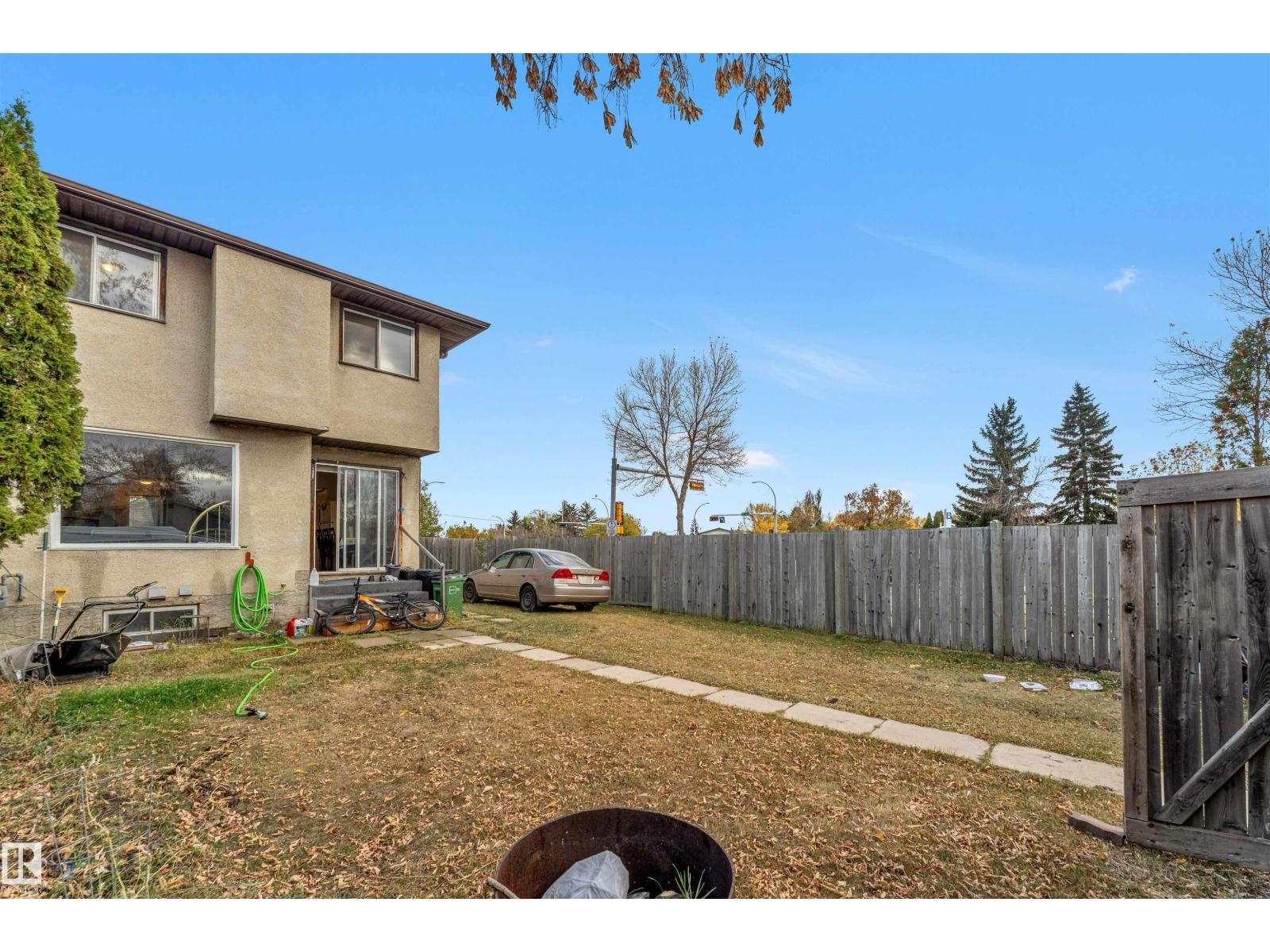 15304 121 ST NW, Edmonton