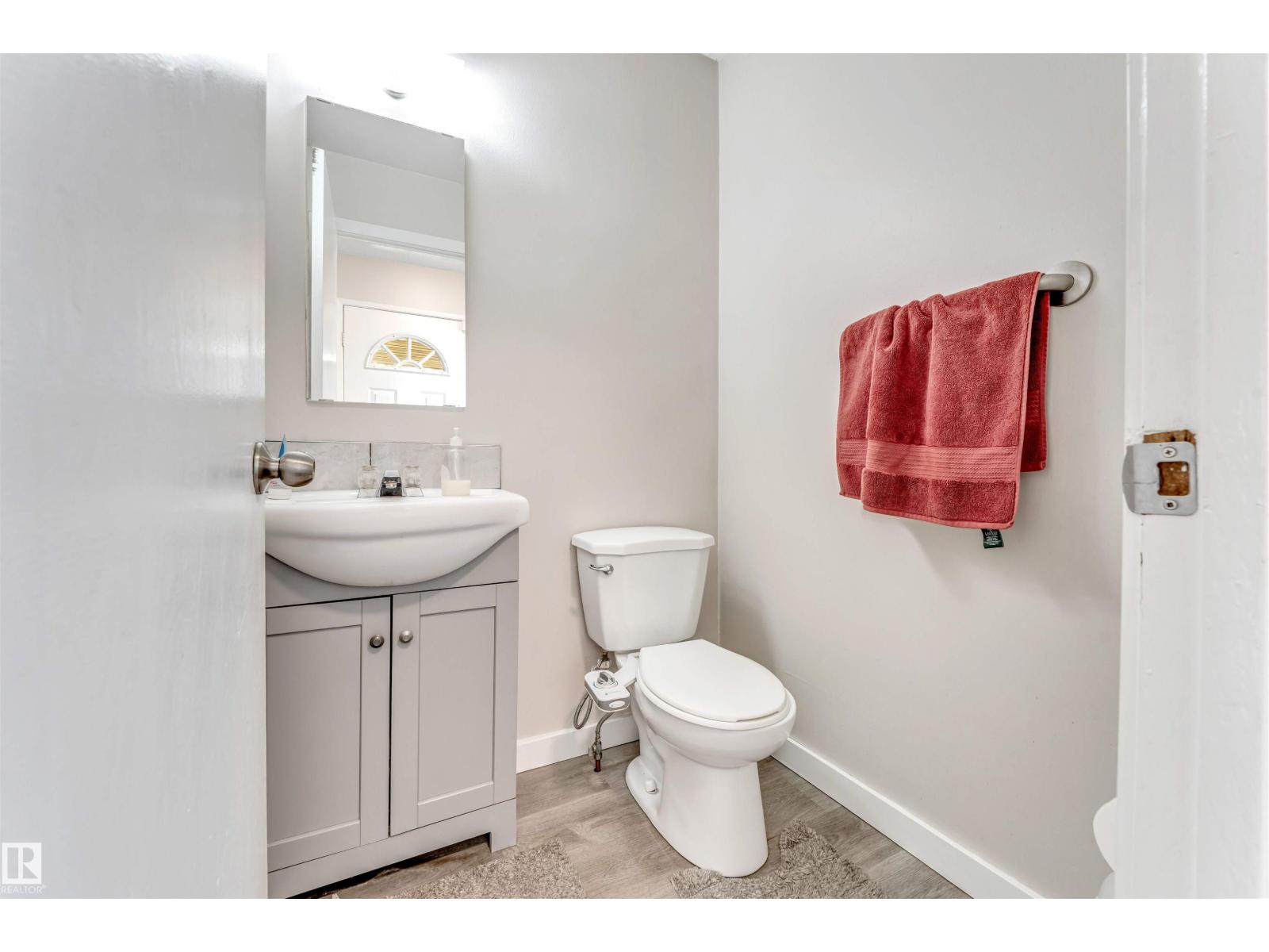 15304 121 ST NW, Edmonton