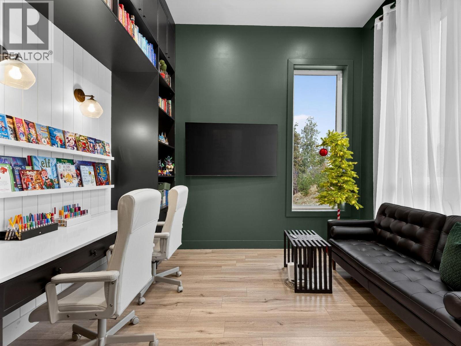  5300 Hedeman Court, Kelowna