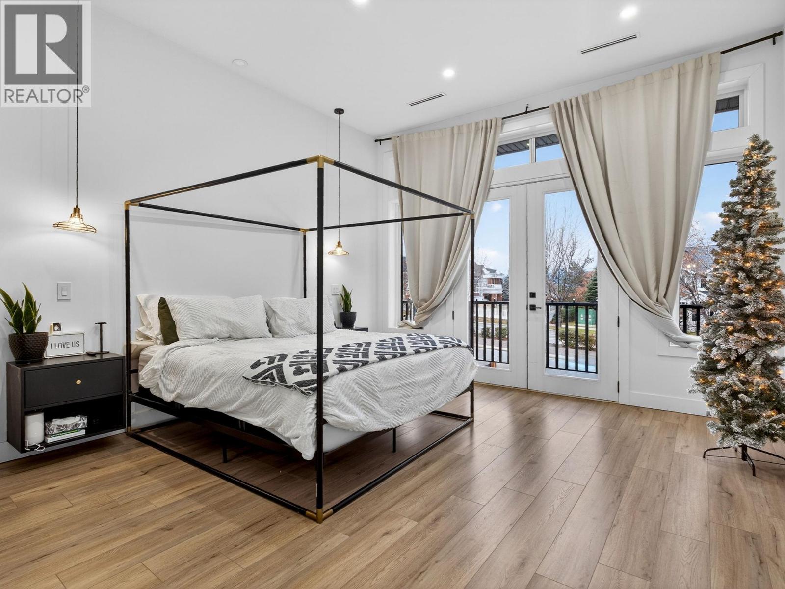  5300 Hedeman Court, Kelowna