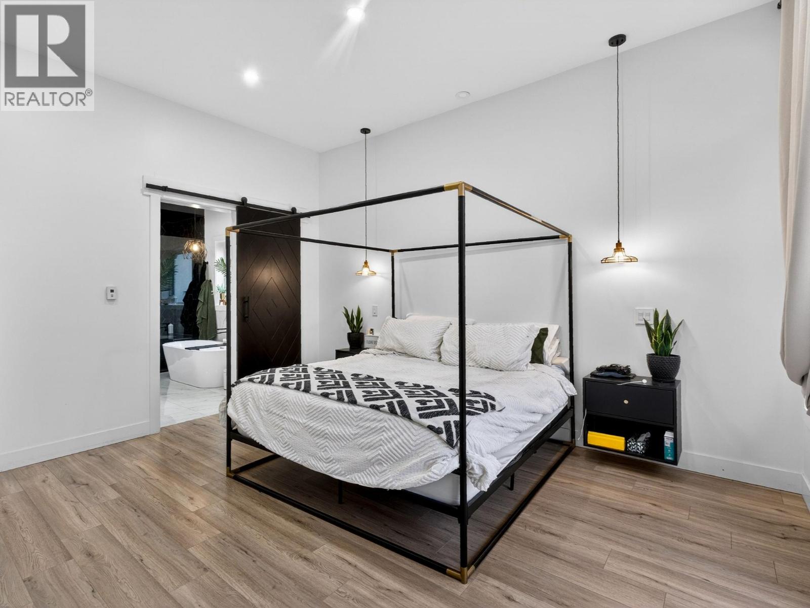  5300 Hedeman Court, Kelowna