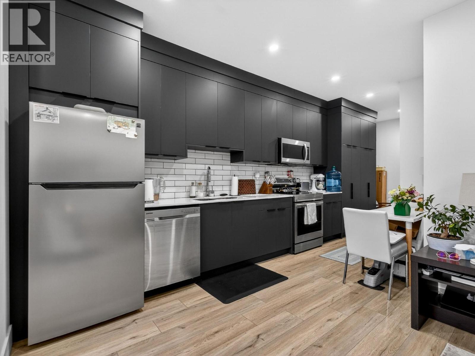  5300 Hedeman Court, Kelowna