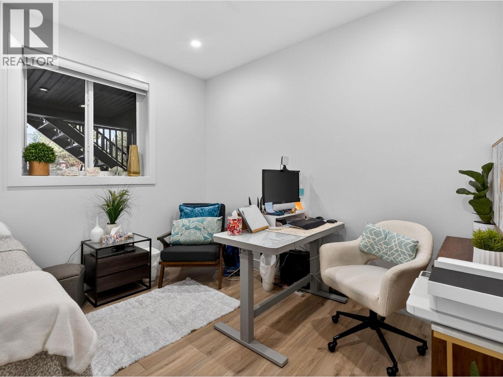  5300 Hedeman Court, Kelowna