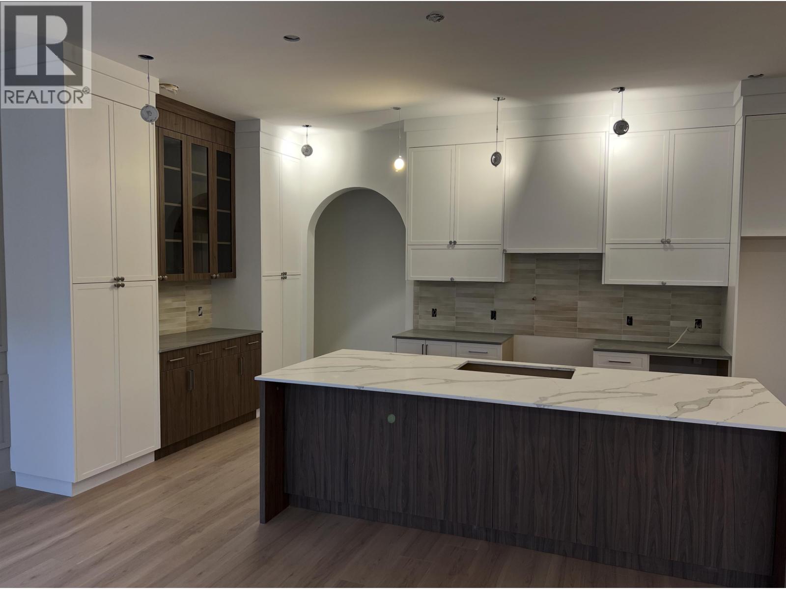 4004 NASH DRIVE, Terrace