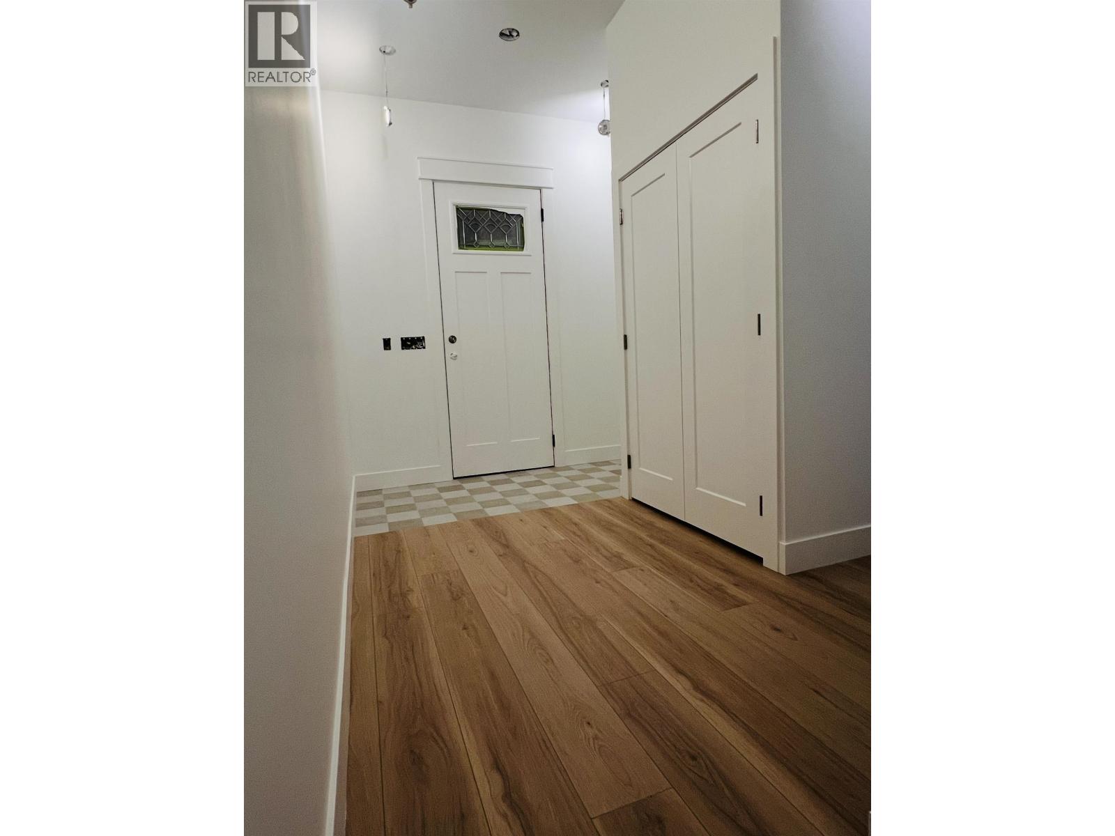 4004 NASH DRIVE, Terrace