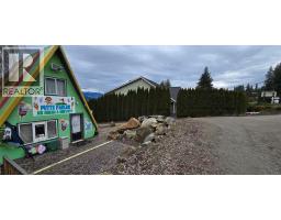 1277 Trans Canada Highway, Sorrento, BC V0E2W0 Photo 16