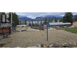 1277 Trans Canada Highway, Sorrento, BC V0E2W0 Photo 11