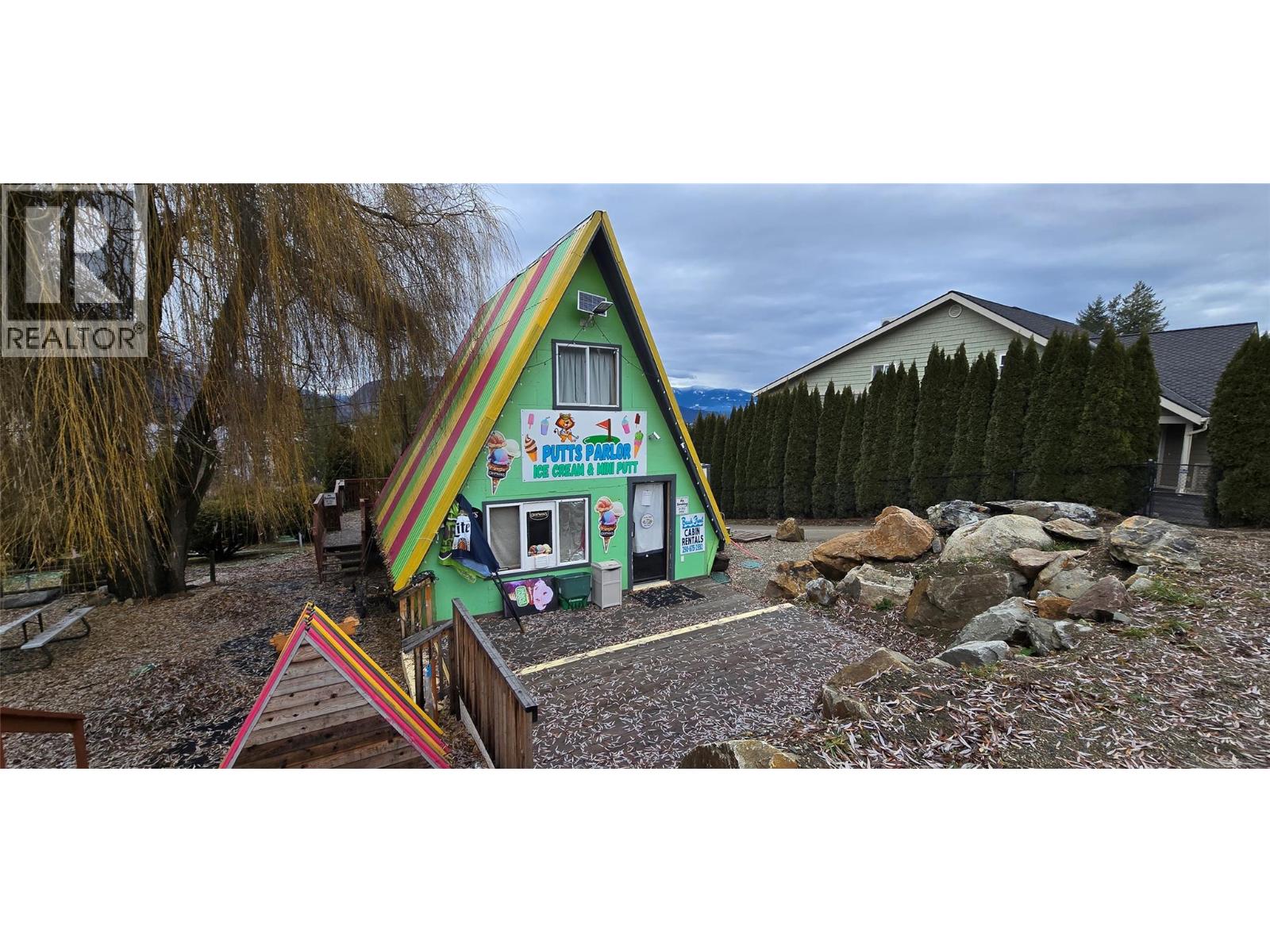  1277 Trans Canada Highway, Sorrento