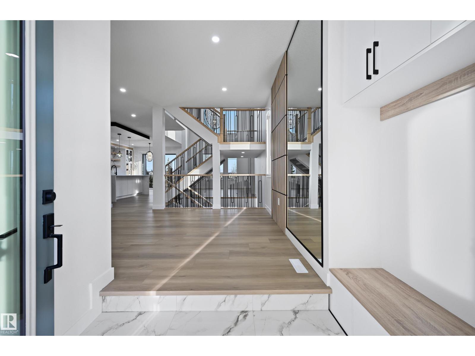 2020 Collip CR SW SW, Edmonton