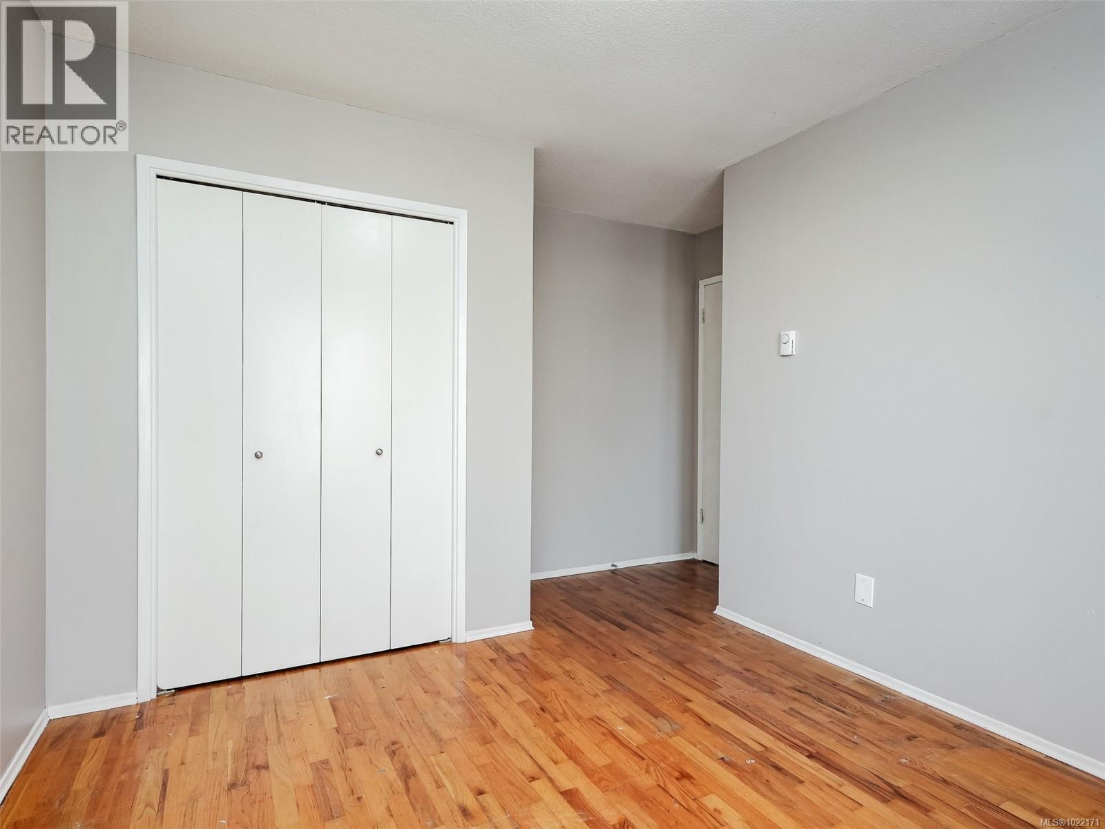 A & B 1725 Feltham Rd, Saanich