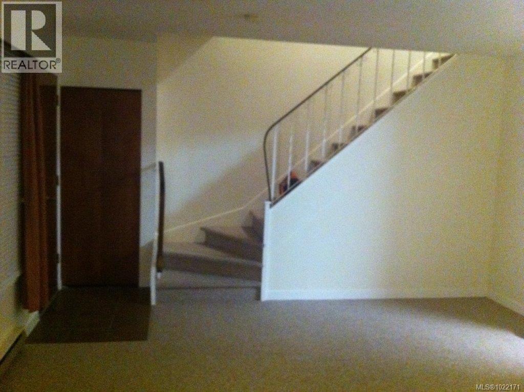 A & B 1725 Feltham Rd, Saanich