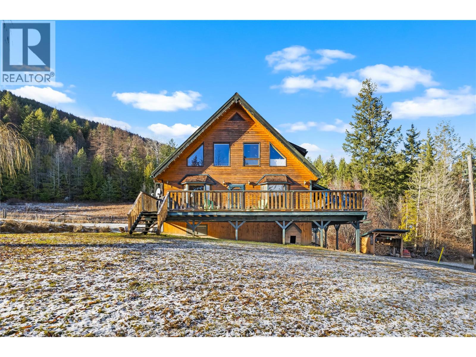 2033 Smith Road, Creston