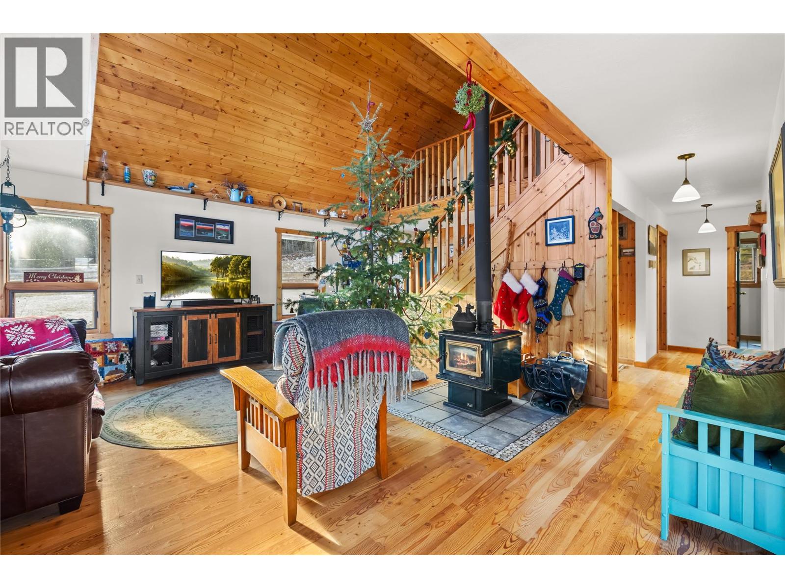 2033 Smith Road, Creston