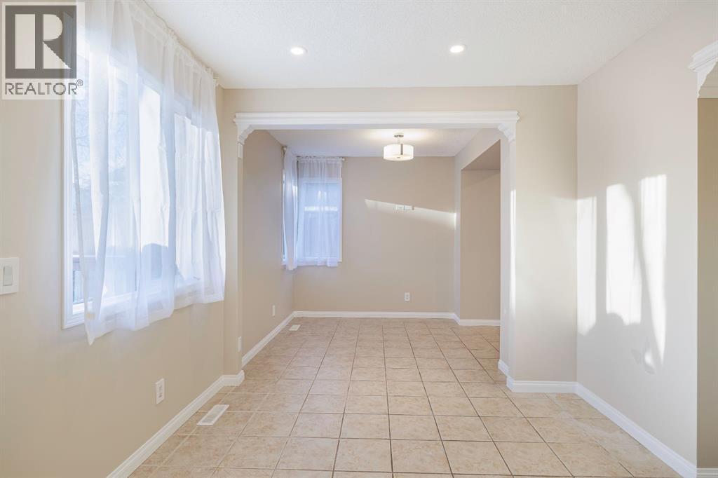 Single Family House for Sale in  Macewan Ridge Close NW MacEwan Glen Calgary 