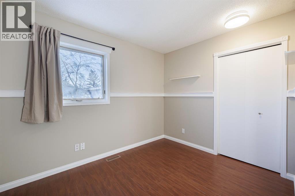 Single Family House for Sale in  Macewan Ridge Close NW MacEwan Glen Calgary 