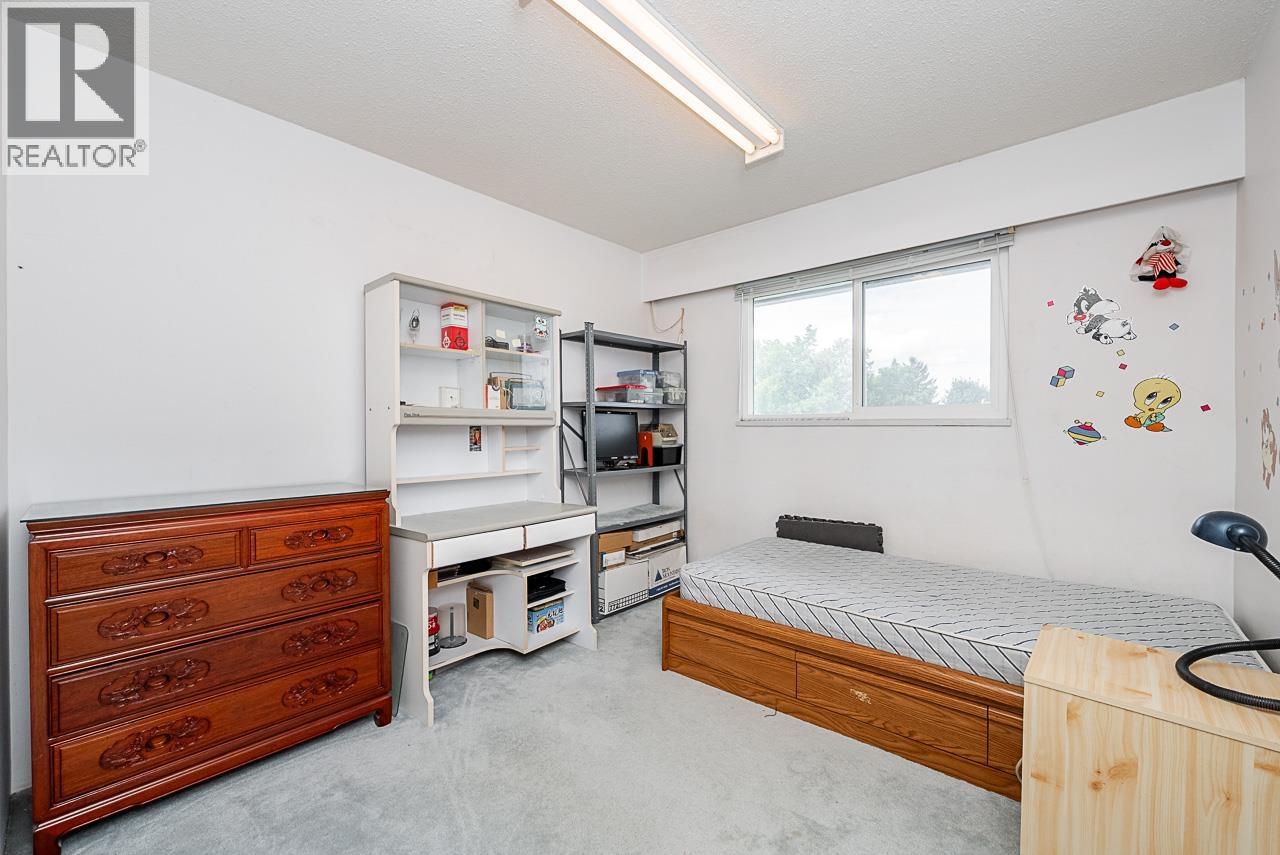 8391 RIDEAU Drive, Richmond