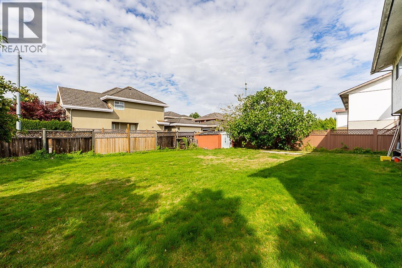 8391 RIDEAU Drive, Richmond