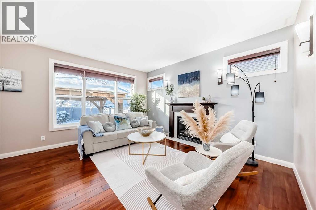 Single Family House for Sale in  Evanspark Gardens NW Evanston Calgary 