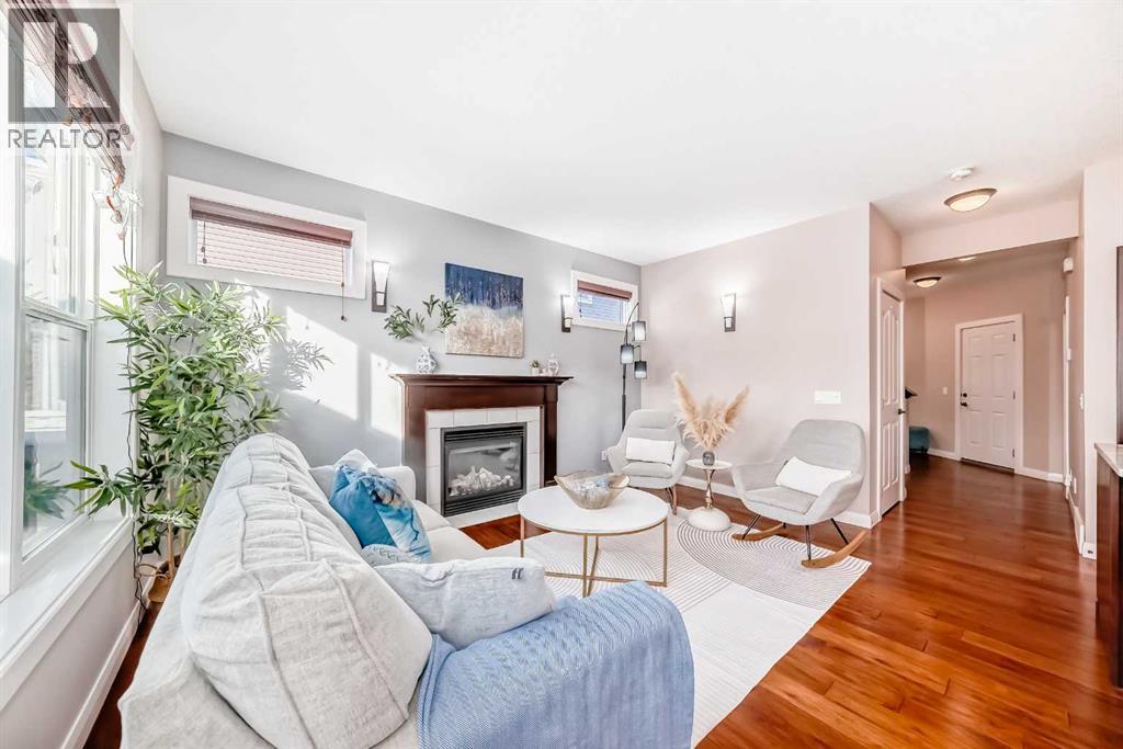 Single Family House for Sale in  Evanspark Gardens NW Evanston Calgary 