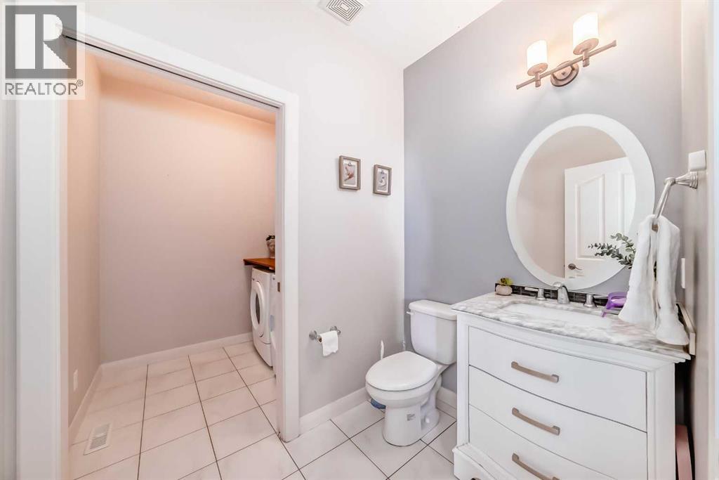 Single Family House for Sale in  Evanspark Gardens NW Evanston Calgary 