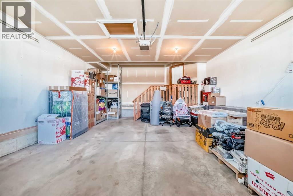 Single Family House for Sale in  Evanspark Gardens NW Evanston Calgary 