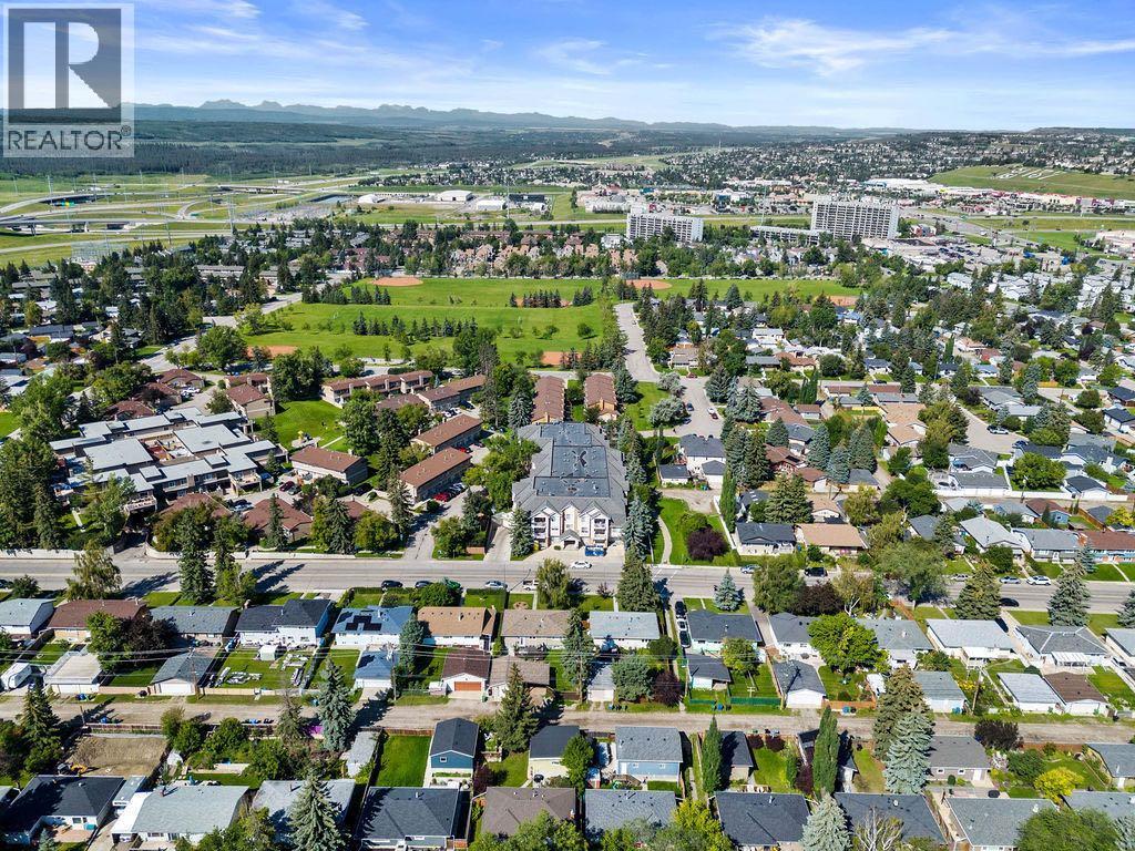 Single Family House for Sale in    Street SW Glamorgan Calgary 