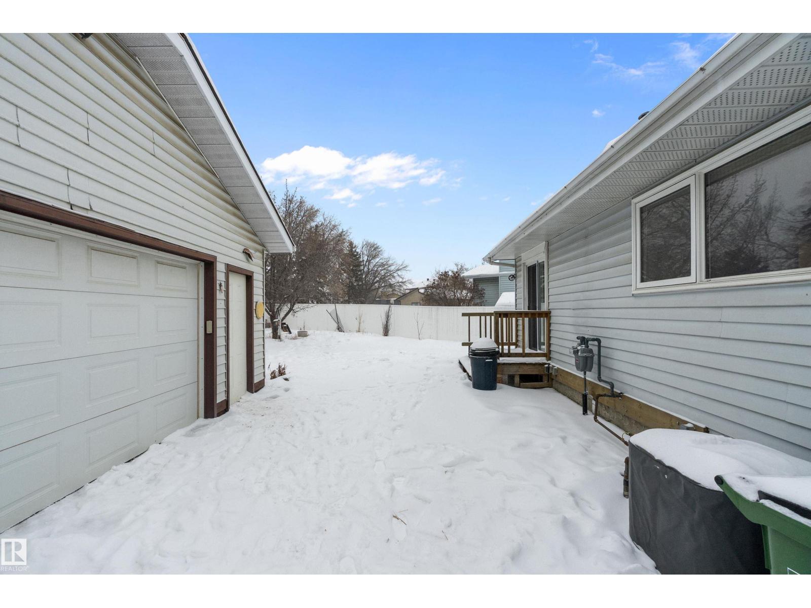 128 WARWICK CR NW, Edmonton