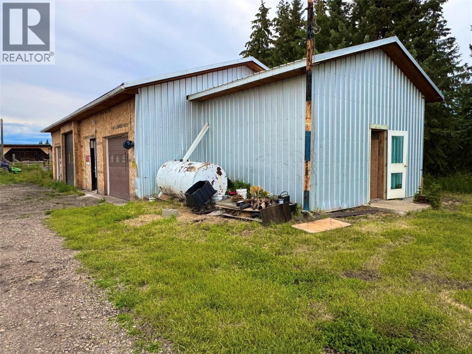 15451 Old Edmonton Hwy Highway, Dawson Creek