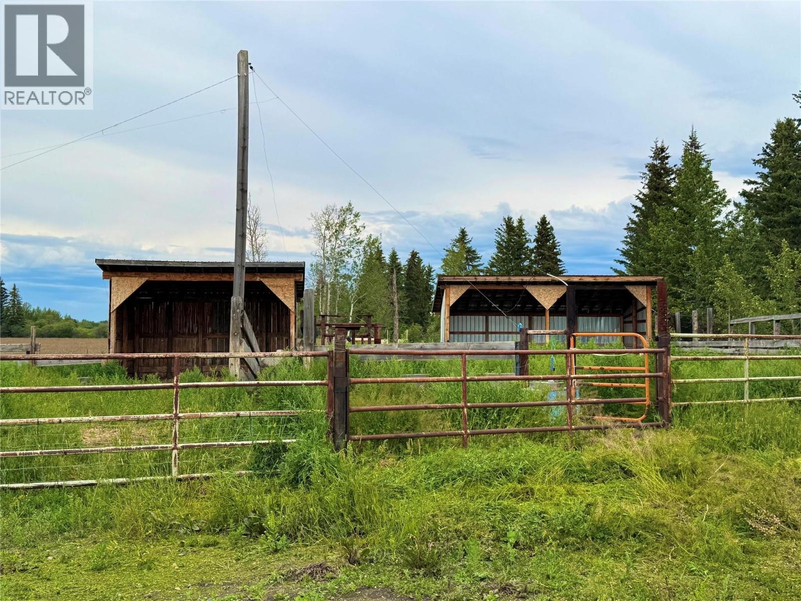 15451 Old Edmonton Hwy Highway, Dawson Creek