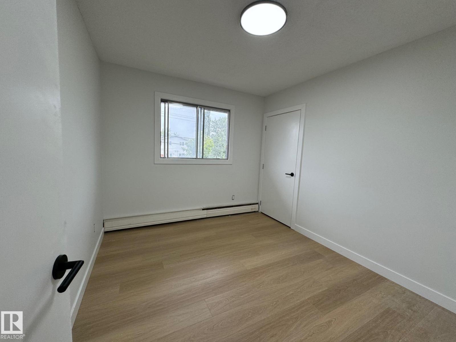 #402 7404 108 ST NW, Edmonton