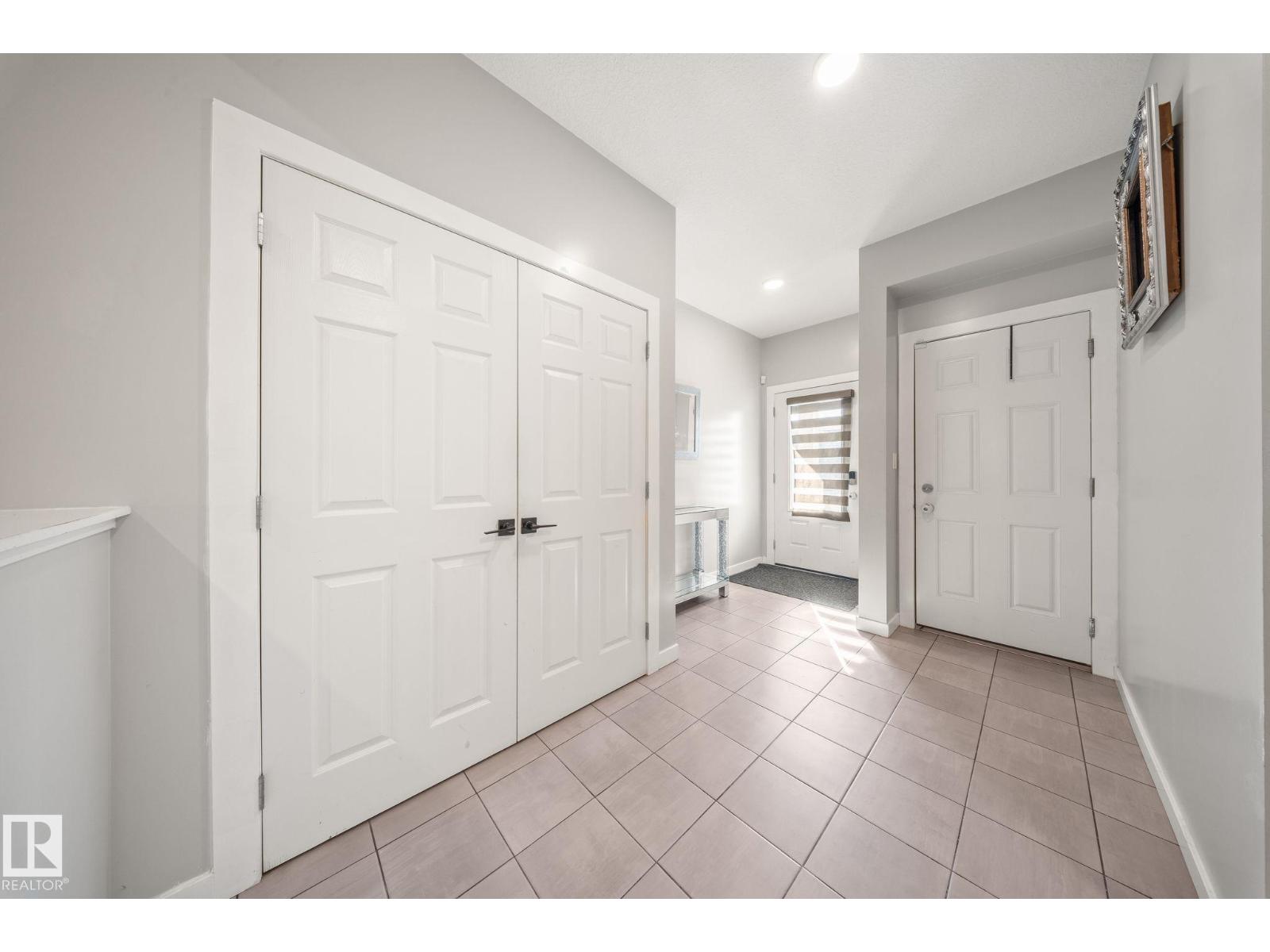 3445 CHECKNITA TC SW, Edmonton