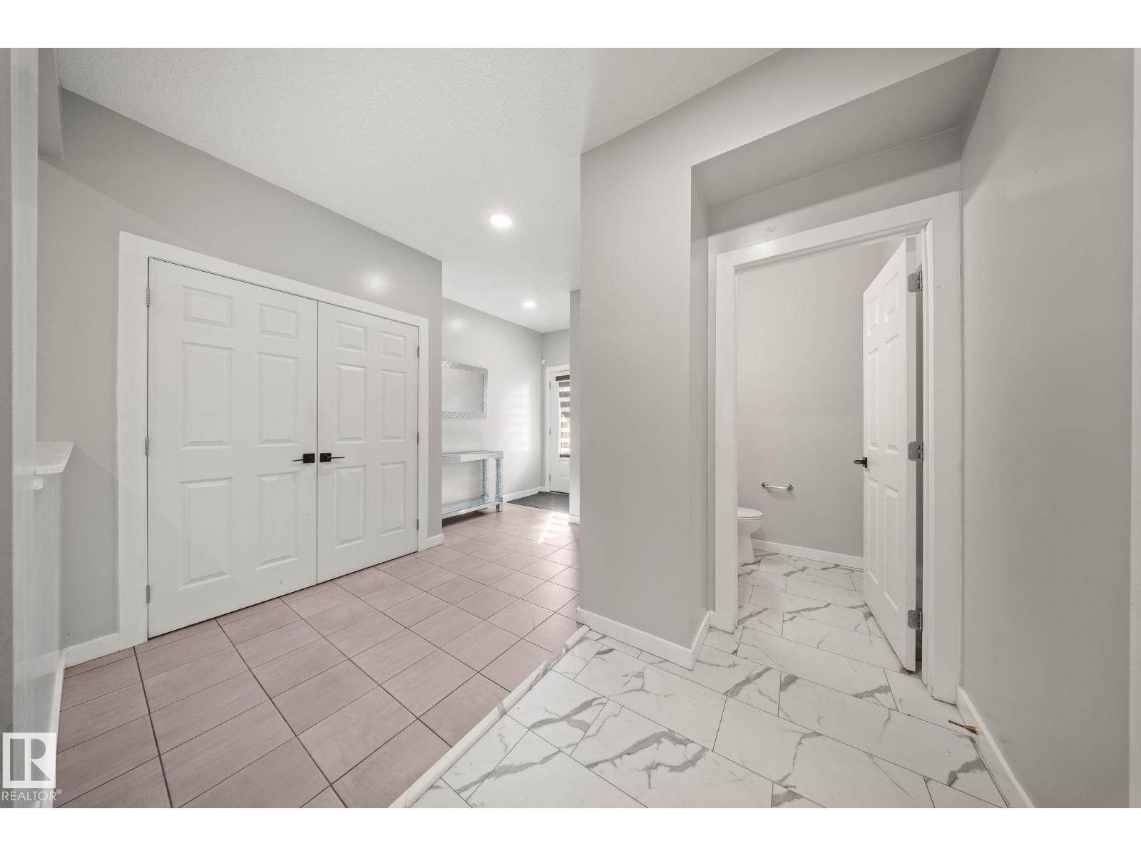 3445 CHECKNITA TC SW, Edmonton