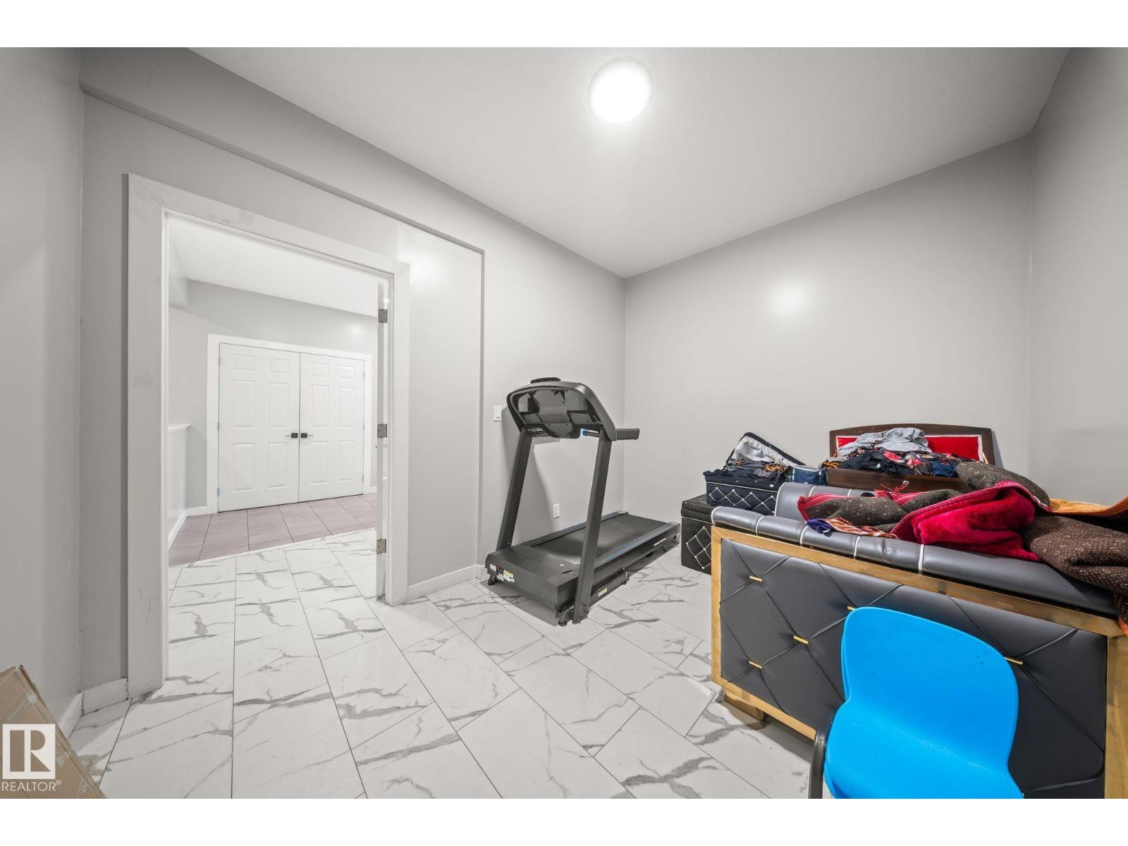 3445 CHECKNITA TC SW, Edmonton