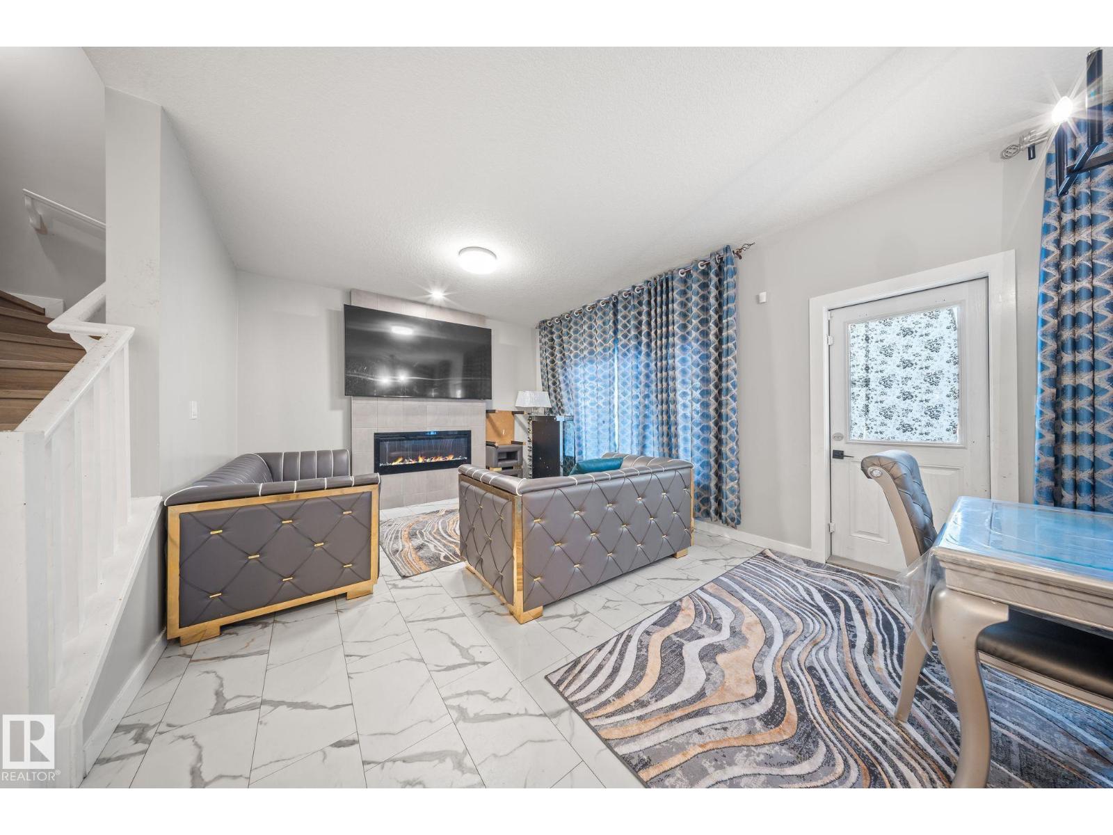 3445 CHECKNITA TC SW, Edmonton