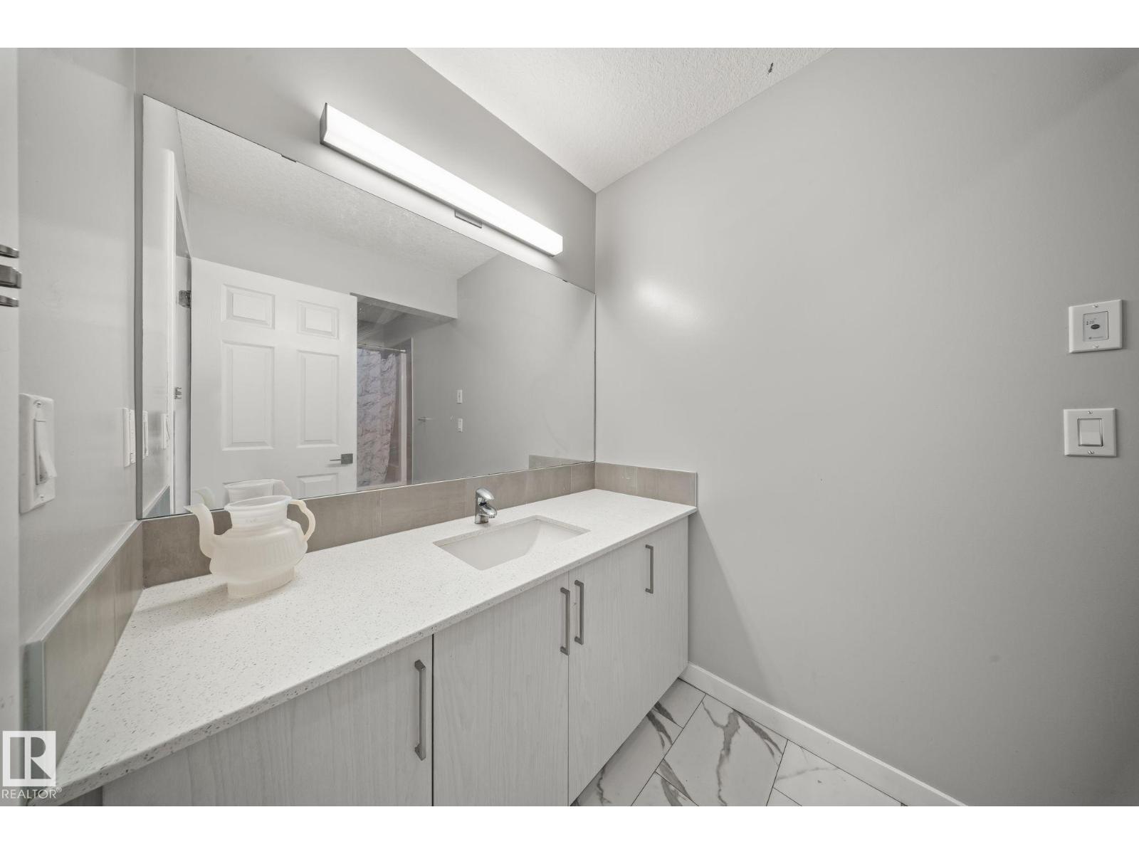 3445 CHECKNITA TC SW, Edmonton