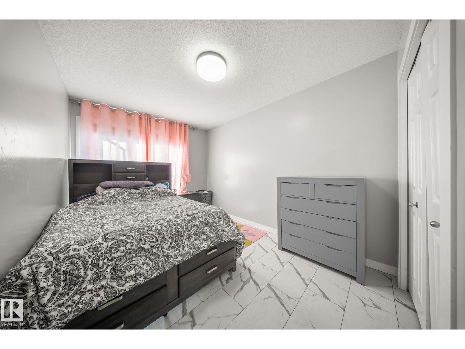 3445 CHECKNITA TC SW, Edmonton