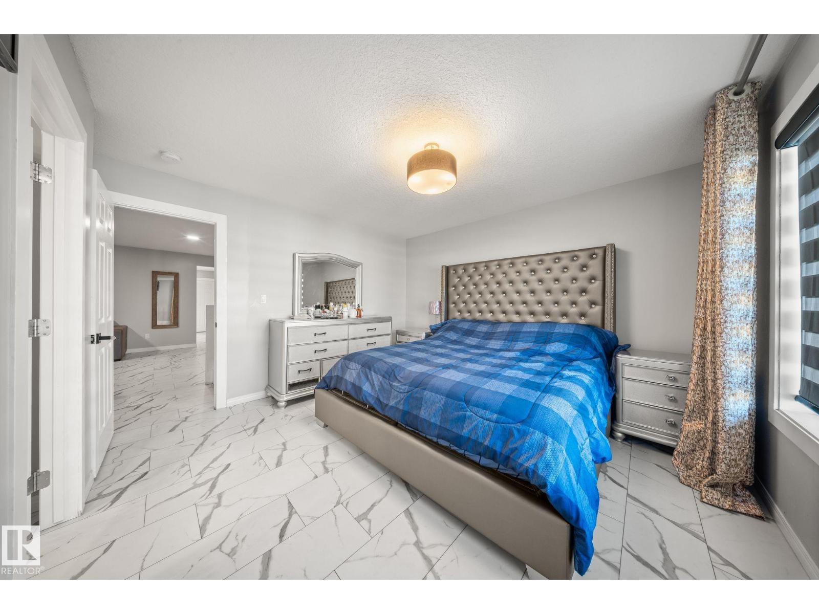 3445 CHECKNITA TC SW, Edmonton