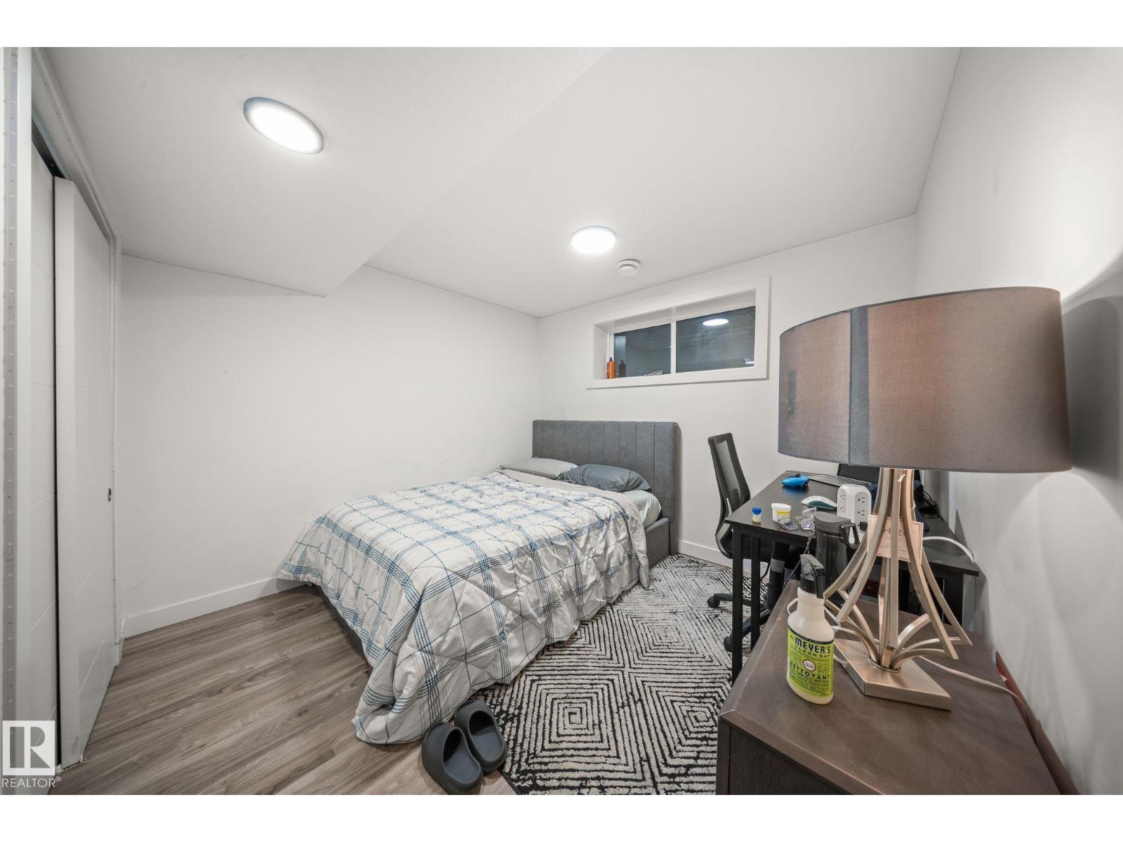 3445 CHECKNITA TC SW, Edmonton