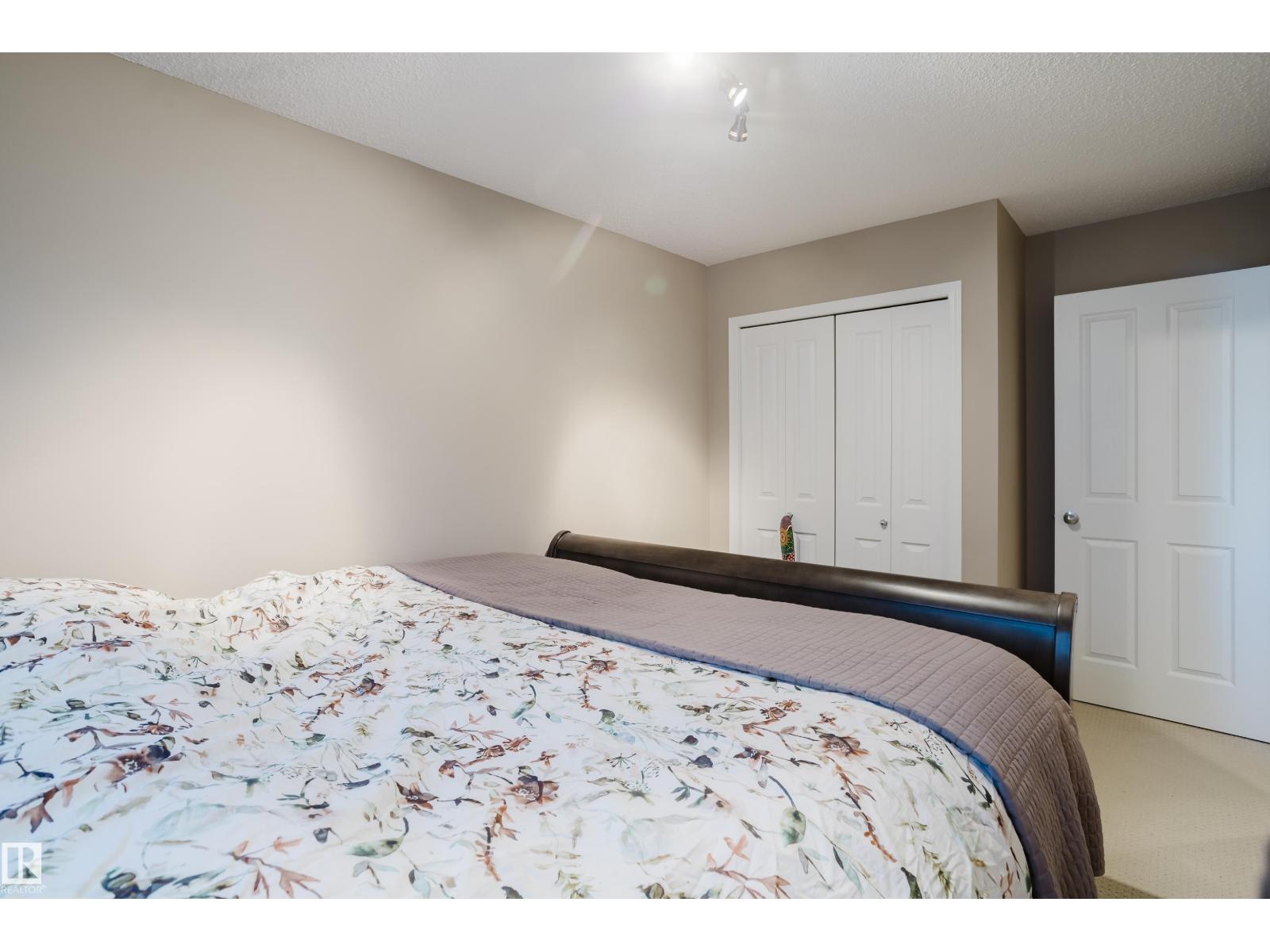 #81 1804 70 ST SW, Edmonton