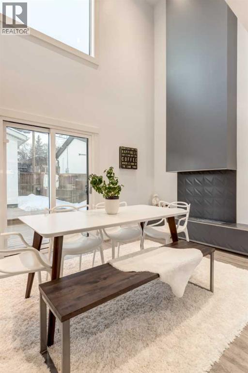 Single Family House for Sale in  Hendon Place NW Highwood Calgary 