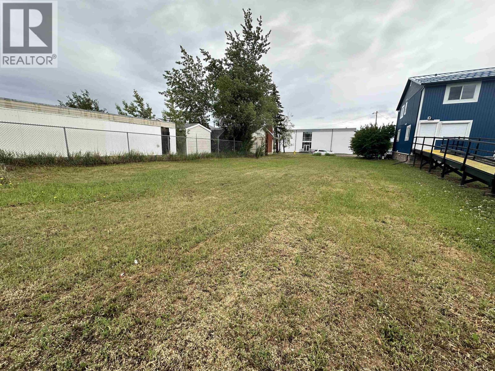 10220 99 AVENUE - Image 2