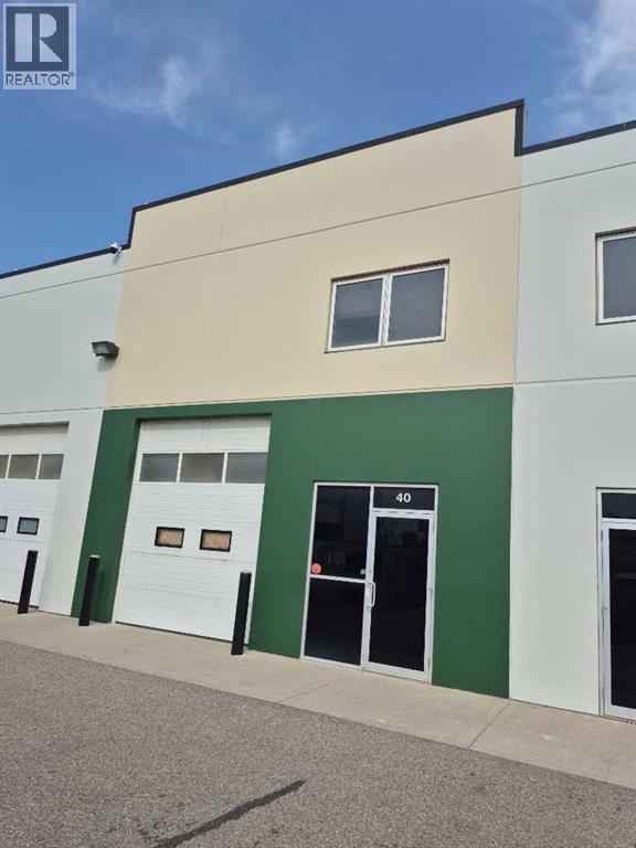 40, 4807 32 Street SE, Calgary, Alberta