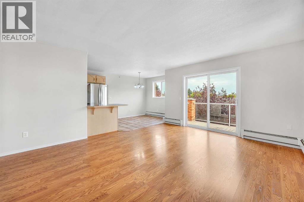 Single Family House for Sale in   Manora Place NE Marlborough Park Calgary 