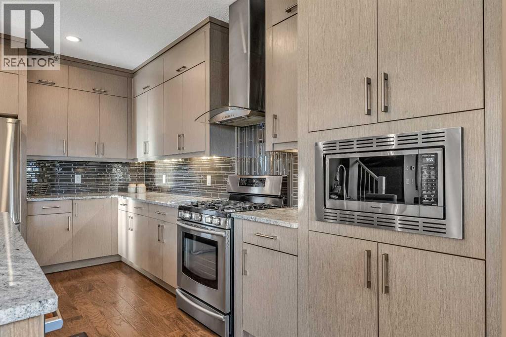 Single Family House for Sale in    Avenue NW Montgomery Calgary 