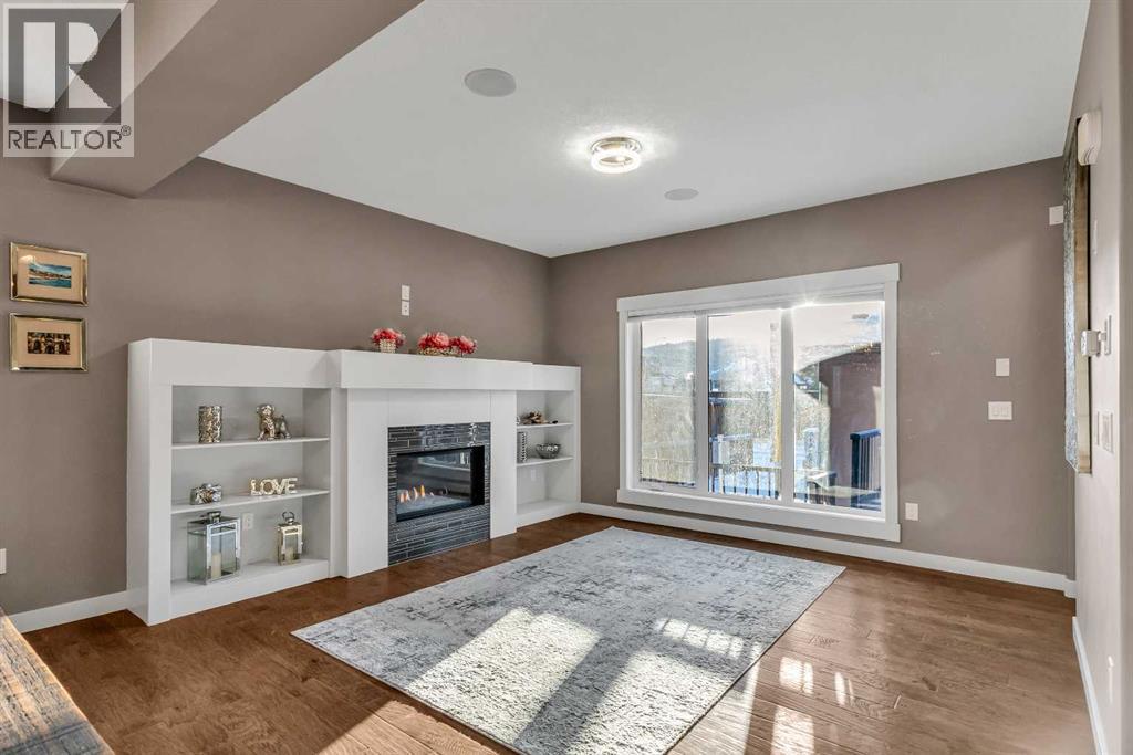 Single Family House for Sale in    Avenue NW Montgomery Calgary 