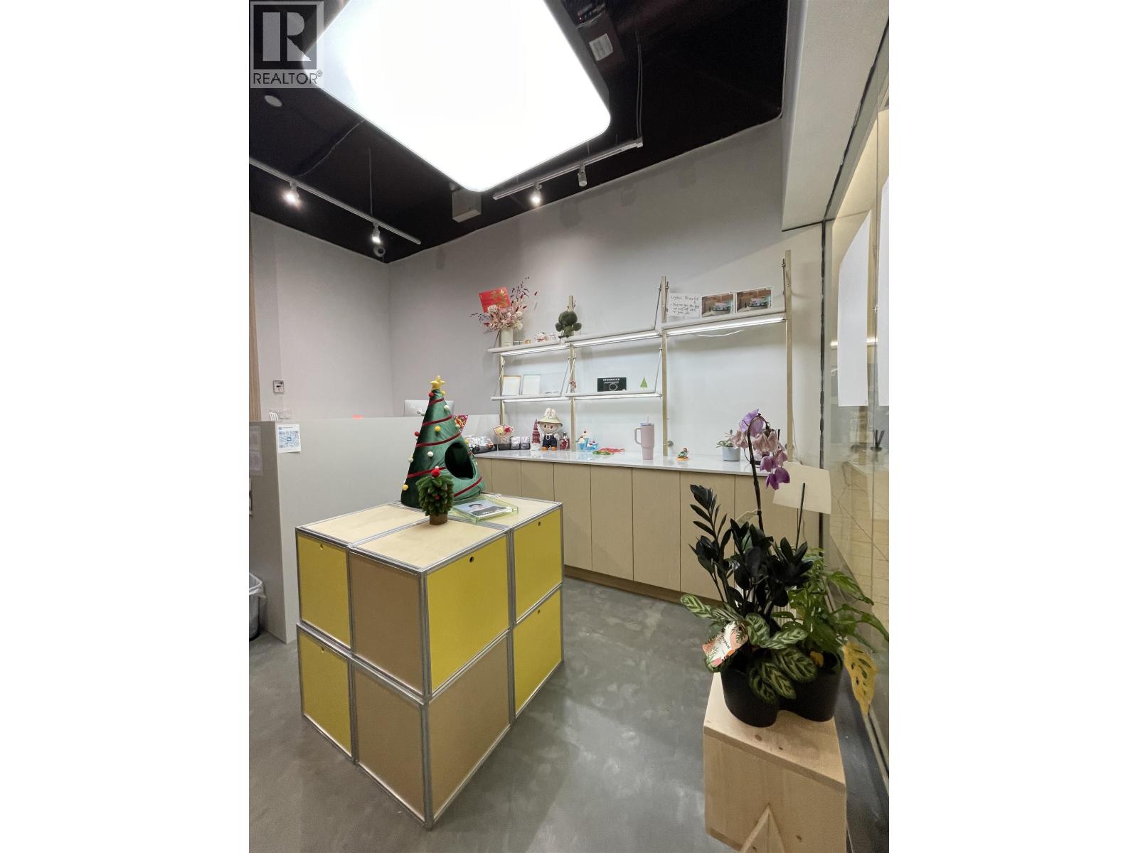 Retail in Richmond - Image 8
