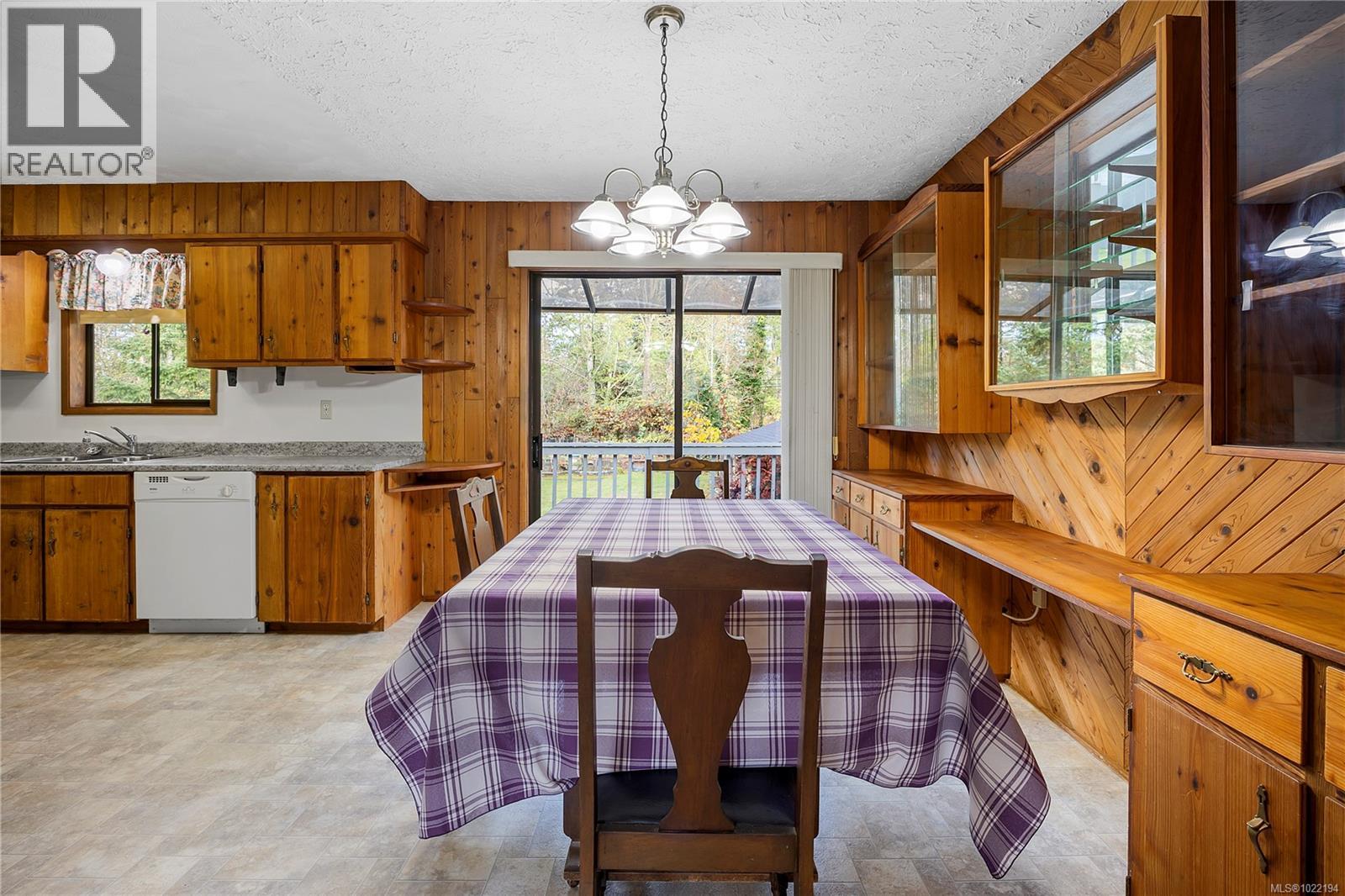 856 Reid Rd, Parksville