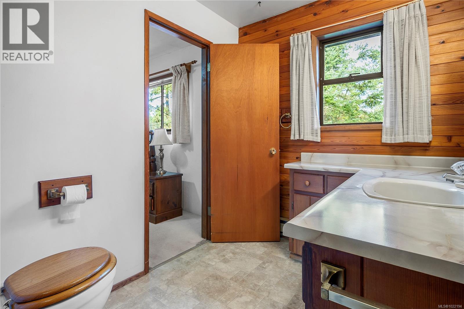 856 Reid Rd, Parksville