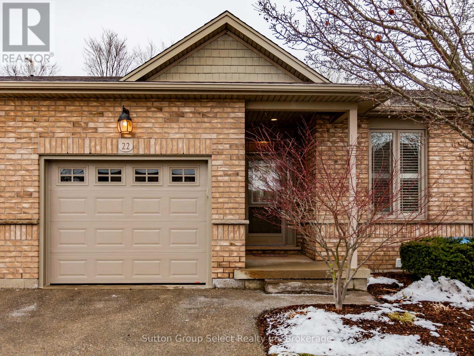 22 - 540 SPITFIRE STREET